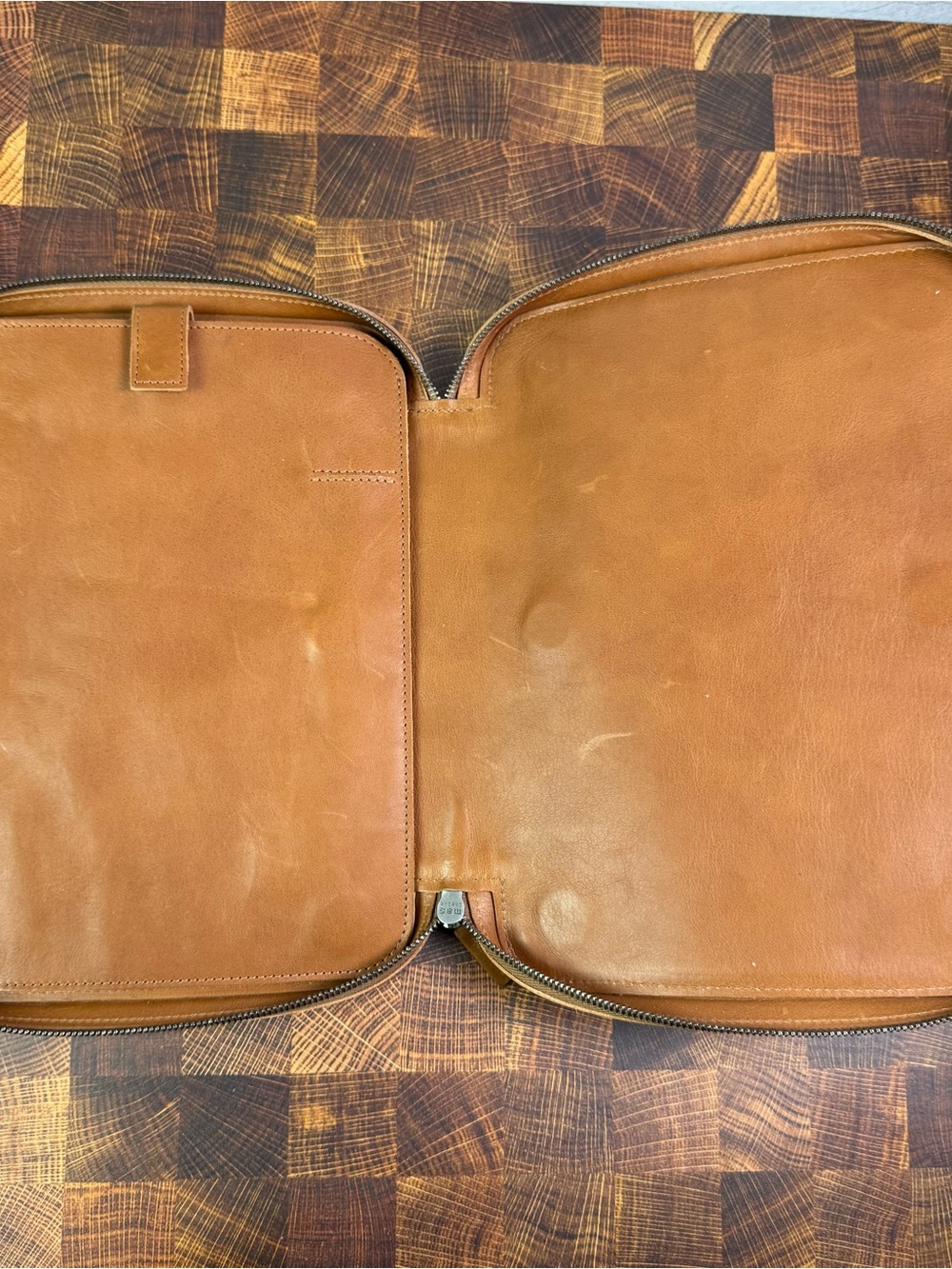 🔥 RARE This Is Ground Mod Tablet 2 Leather Organizer ✨ - Picture 7 of 16